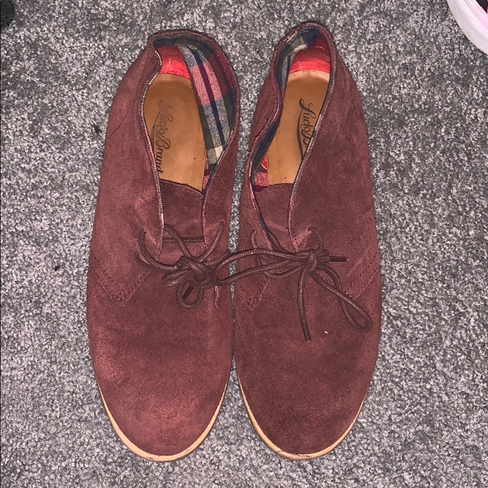 Suede burgundy booties
